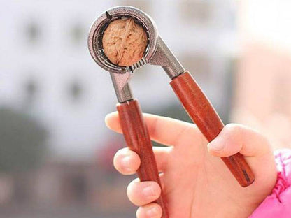 TR Goods - Steel nutcracker with wooden handle - Suitable for all nuts, including walnuts, hazelnuts and almonds - Image 2