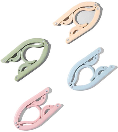 Hangers - Plastic Hangers - Set of 16 foldable plastic travel hangers - Space-saving and non-slip hangers - Multifunctional travel accessory - Suitable for home, hotel, travel and camping