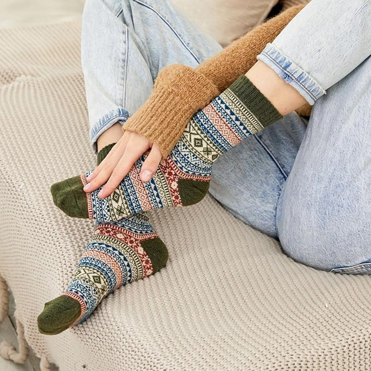 house socks-Warm winter socks for women - 5-pack - Retro design - Women's socks - Lounge socks - Socks - Warm women's socks - Premium pure cotton socks in regular size - One Size Fits All - Birthday - Mother's Day - Women's gift - Extra thick and warm - Image 3
