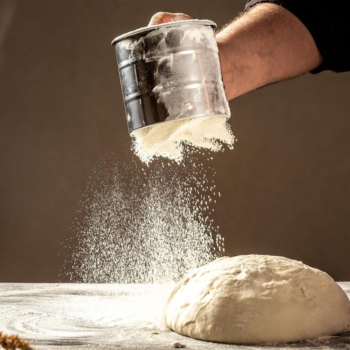 Flour Sieve - Flour Sieve - Professional Fine Mesh Sieve - Fine Kitchen Sieve - One-Hand Press Stainless Steel - Ideal for Baking and Sprinkling Powdered Sugar - Image 3