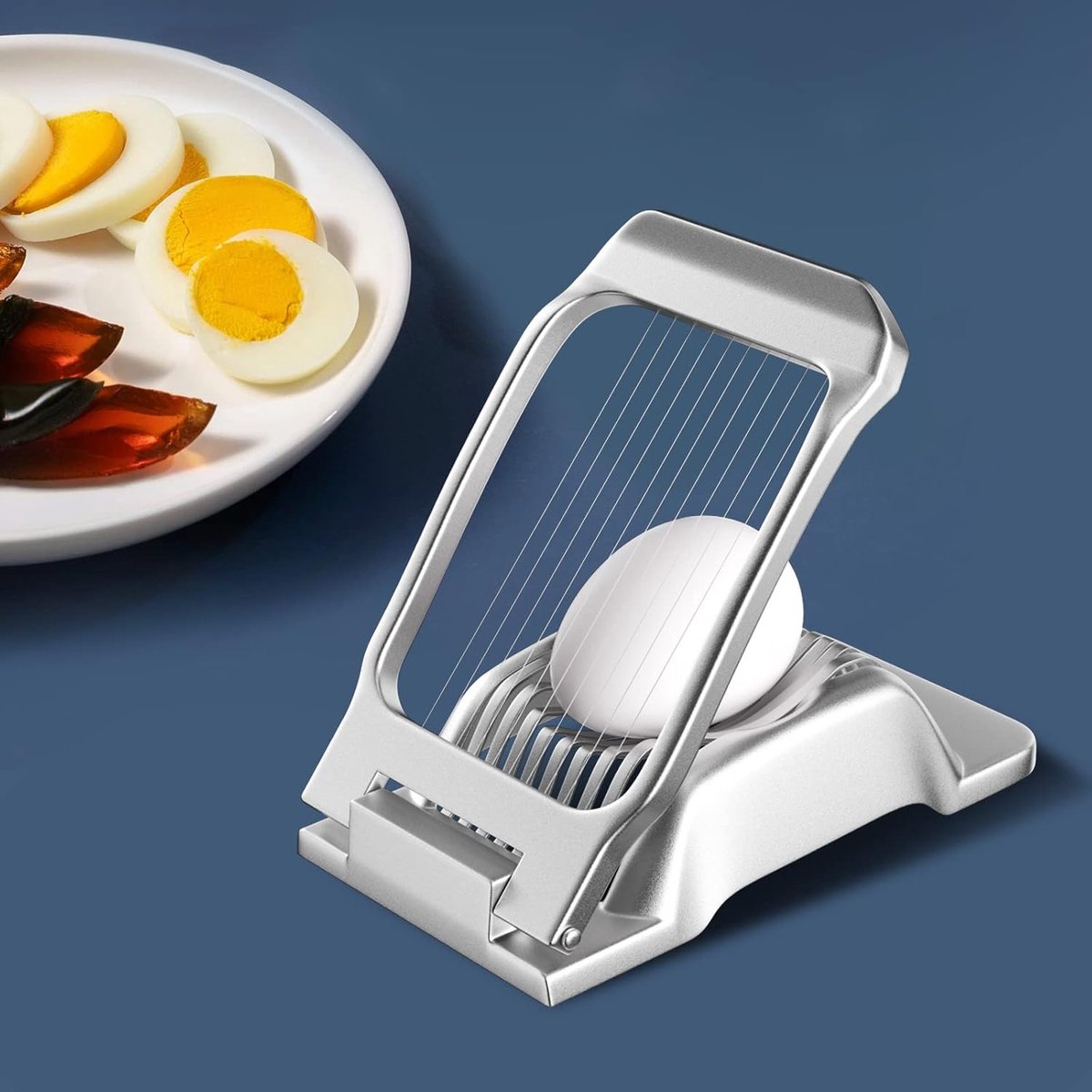 Professional aluminum egg slicer - sturdy and durable - can slice boiled eggs - dishwasher safe - independent and stable tension - suitable for slicing eggs, kiwis, strawberries, and other soft fruits. - Image 3