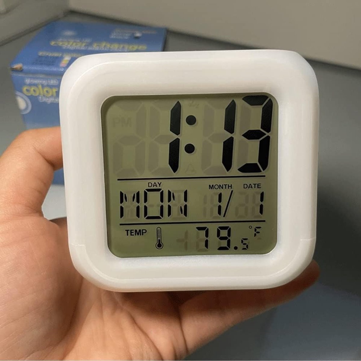 Alarm Clocks for Children - Digital Alarm Clock - LED Display - Digital Kids' Alarm Clock with 7 Color Changes - Night Alarm with Temperature, Date, Snooze - Kids' Alarm Clock - Children's Alarm Clock - Alarm Clock - 4x AAA Batteries Included - Image 5
