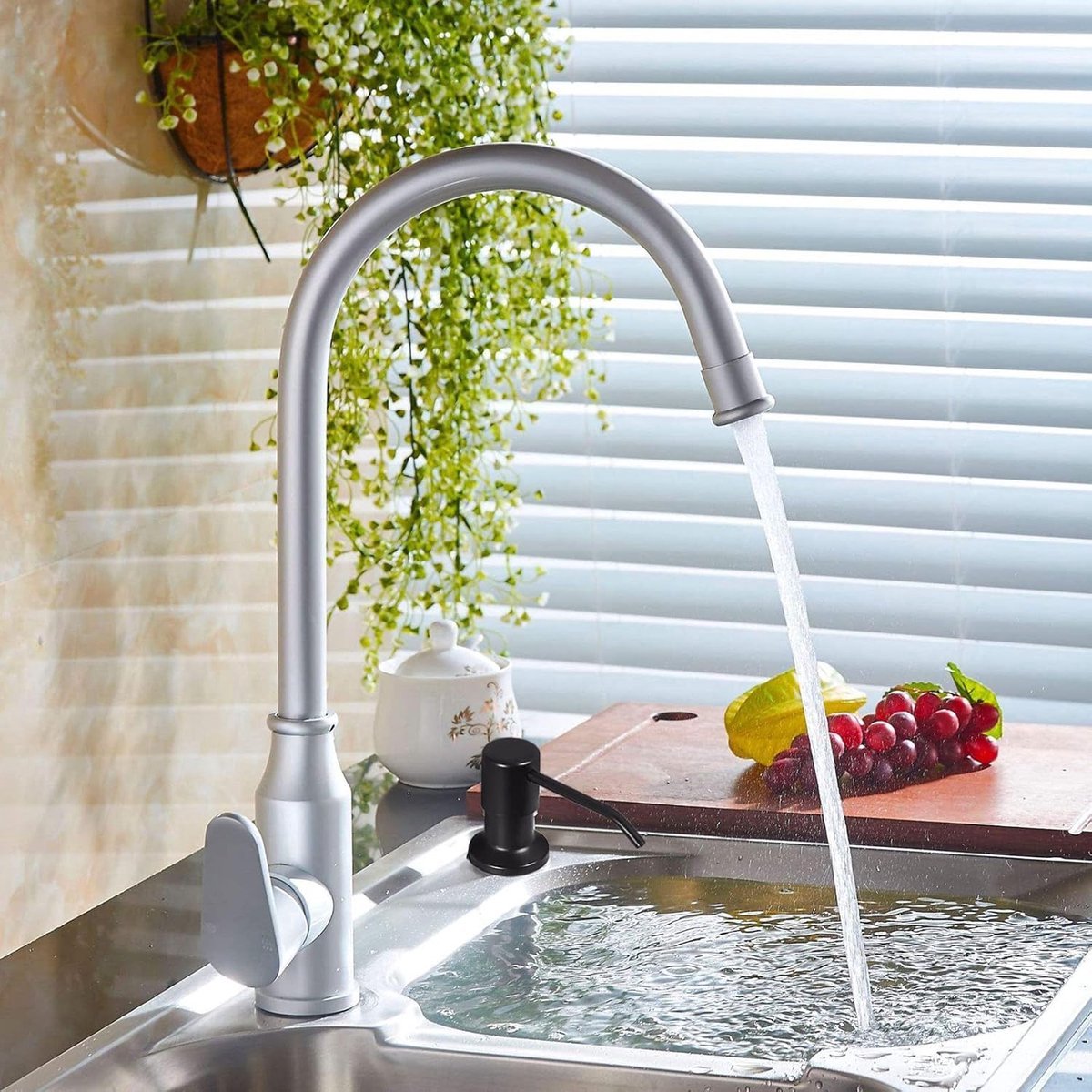 Built-in Soap Dispenser - 300ML - Stainless Steel - 360° Rotatable - Convenient - Practical - Durable - Refillable Set - 26-31mm Hole In Sink Or Countertop - Curved Spout - Soap Pump - Soap Pump - For Home Countertop - Black - High Quality - Image 3