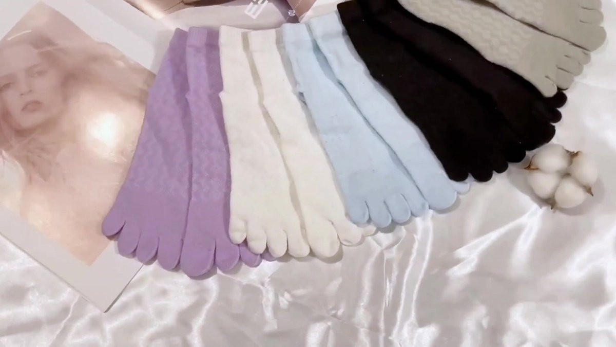 Toe Socks - Women's - Toe Socks - 5 Pairs - Cotton - Yoga Socks - Smooth Toe Seam - No Annoying Seams - Toe Socks - Toesocks - Ladies - Runner Toe Socks - Antibacterial - Breathable - Comfortable Socks - Image 2