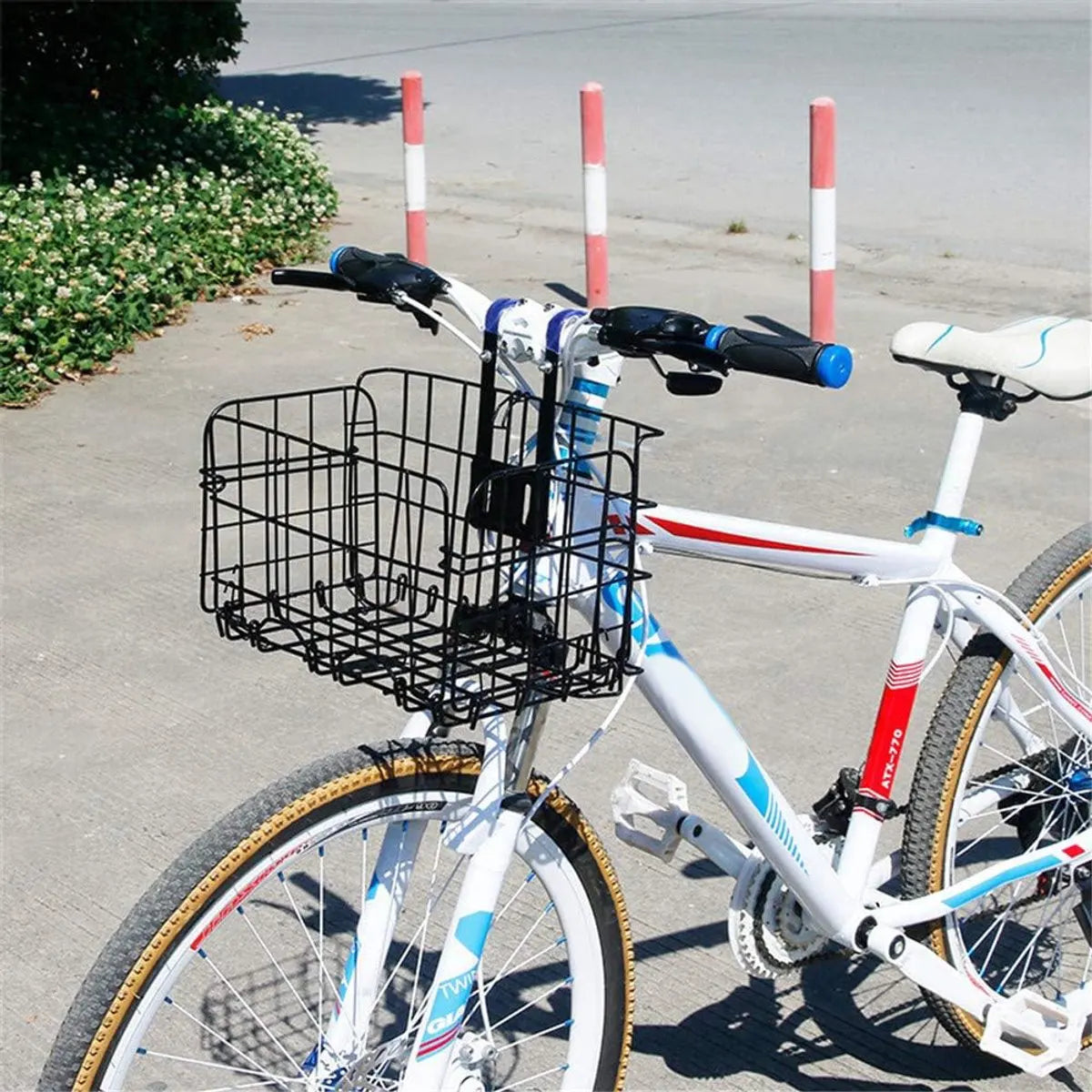 Bicycle Basket - Professional Front Bicycle Basket - Universal Handlebar Bicycle Basket - Small Bicycle Basket - Bicycle Crate - Fine Mesh Steel - with Handle and Hooks - Ideal for Bicycle / Scooter / Everyday Cyclists / Cycling Enthusiasts - Black - Image 2