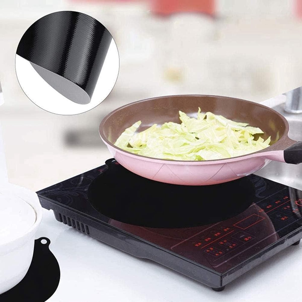 Induction Protector Set - 4 Pieces - 22cm - Pan Protectors - Induction Cover Plate - Cooktop Cover Plate - Round Induction Mats - Heat Resistant Up to 230 ºC - BPA-Free - Non-Slip - Dishwasher Safe - Pan Coaster - Coaster - Black - Image 3
