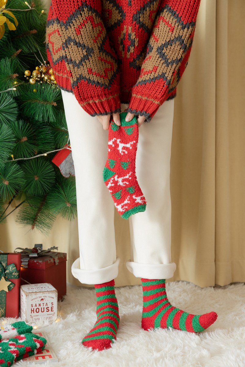 Christmas Socks - 5 Pairs - Ladies' House Socks - Christmas Socks - Heated Socks - Anti-Slip Socks - Bed Socks - Warm Socks - Christmas Gift for Women - Colorful Socks - Cheerful Socks - One Size - Thick - Socks - Fluffy Socks - Christmas Tree - Christmas - Image 2