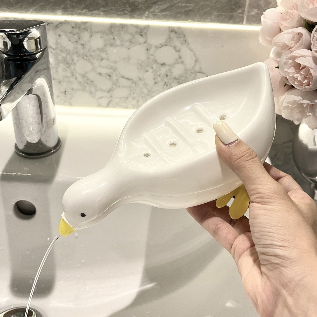 Soap Dish - 2 Pieces - Soap Holder - Soap Box - Small Soap Dish - Self-Draining Soap Holder - Duck Design - Soap Dish - Gift - For Shower, Bathroom, Bathtub, Kitchen Sink - Home Decor - Bathroom Accessories - Plastic - White - Image 4