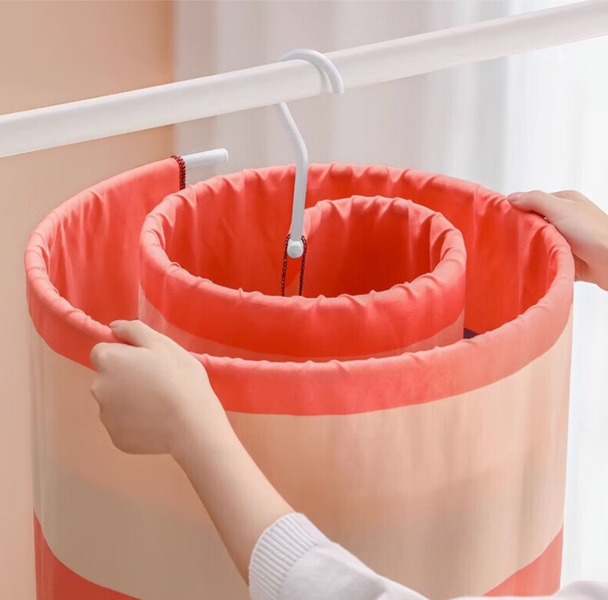 Spiral Hanger - Diameter 45cm - Drying Function - Duvet Cover Hanger - Multifunctional Storage - Spiral Quilt Drying Rack - Space-Saving Hangers for Sheets Bedspreads Coverlets Mattresses Tablecloths Sofa Covers Blankets Scarves Capes - White - 1 Piece - Image 3