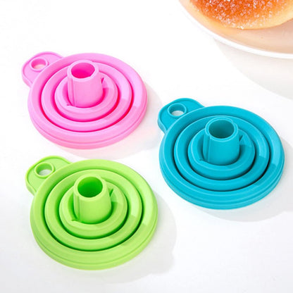 Funnel - Professional Funnel - Foldable Silicone Funnel - Multifunctional - Heat Resistant - Easy to fold and store - Hangable - Cooking Kitchen Accessories Gadgets - Green - 1 piece - Image 3