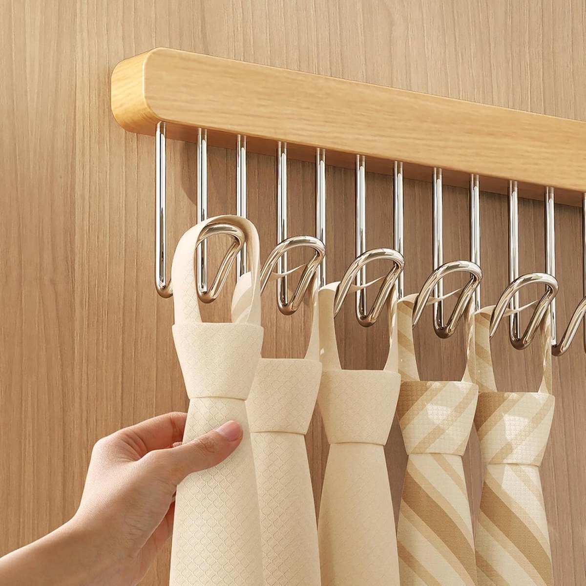Clothes Hangers - Clothes Rod - Extendable - Hook Extendable Clothes Hanger - Non-Slip Coat Racks With 8 Hooks - Multifunctional Hanger - Multifunctional Sliding Rack - For Bras, Ties, Tank Top, Scarf, Jewelry - 31x8 Cm - 1 Piece - Image 4