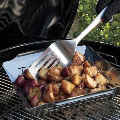 Professional Grill Basket - High-Quality Baking Trays - Barbecue Pans - BBQ Grill Basket - Optimal Heat Distribution - Practical - Durable - Grilled Vegetables / Meat - Very Suitable for Oven Safe / Gas / Charcoal / Electric Grill - Image 4