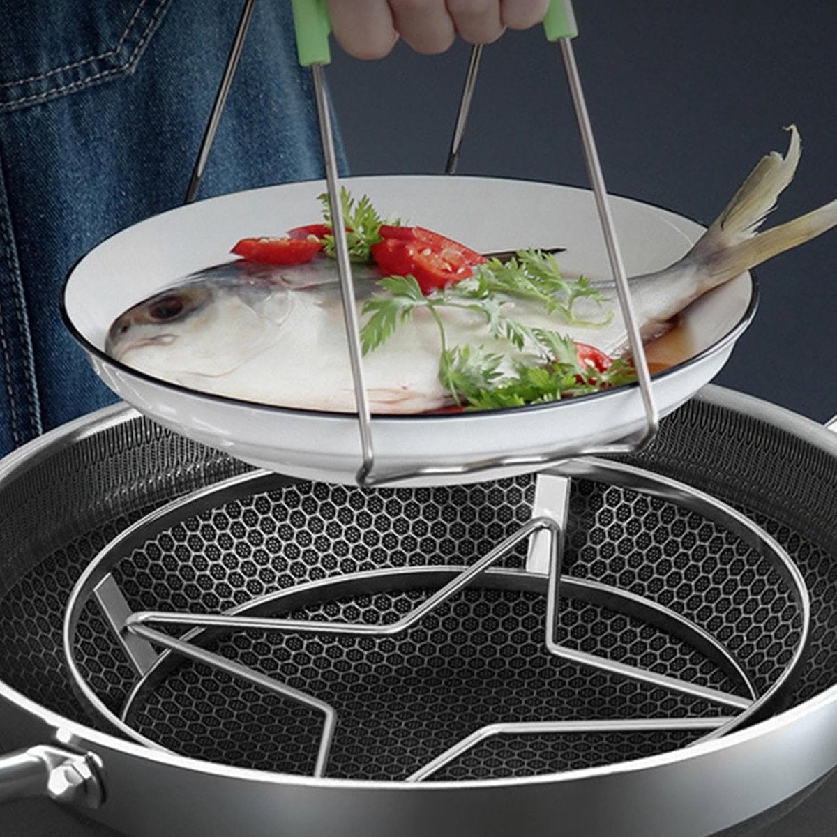 Pan Rack - Pot Stand - Stainless Steel Grill Holder - Steam Grid - Cooking Stand - Pan Trimmer - Pot Trimmer - Scratch-Resistant - Heat Resistant - For Hot Dishes - Pan Accessories - Round - Stainless Steel - Image 4