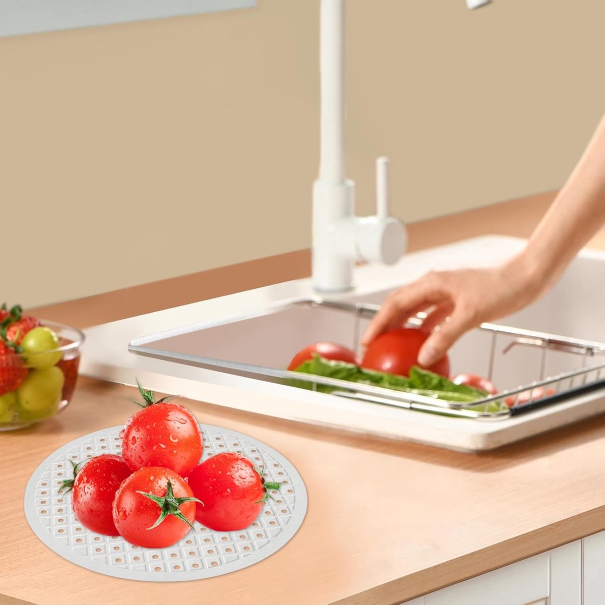 1 Piece Silicone Sink Mat - Washbasin Mat - Sink Mat - Sink Mats - Rubber Countertop Mat for Sink - Cuttable - Foldable - Non-slip - Round sink mat - Protective mat - For countertop - Round White - ø 31 Cm - Image 4