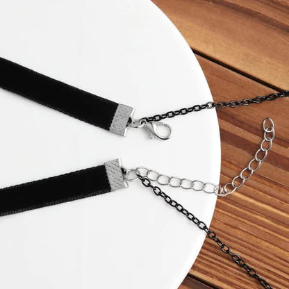 |NN| Gothic Choker, Choker Necklace for Women, Black Velvet Choker, Layered Necklace, Goth Jewelry for Women - Image 2