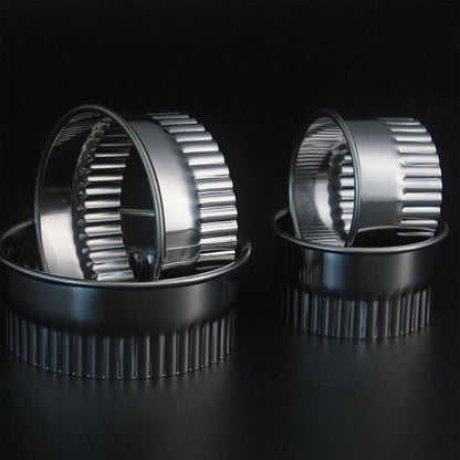 4 Pieces - Cookie Cutter - Round - Cookie Cutters - Cookie Cutters - Φ75/65/54/43mm - Serrated Edge - Silver - Stainless Steel - Image 3