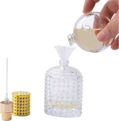 Mini perfume bottles - 50ml - Empty spray bottle - Travel bottle - Perfume atomizer - Perfume bottles - Refillable - Gold - Transparent - Glass - For travel, going out, handbags - Image 3