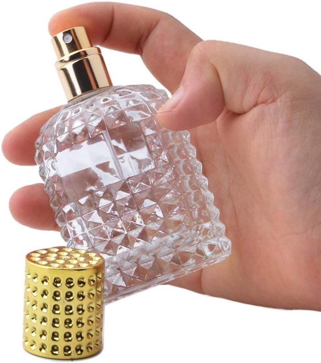 Mini perfume bottles - 50ml - Empty spray bottle - Travel bottle - Perfume atomizer - Perfume bottles - Refillable - Gold - Transparent - Glass - For travel, going out, handbags - Image 6