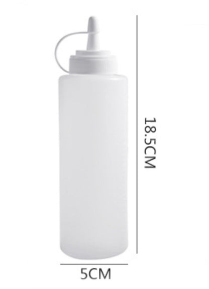 4 pieces - 200 ml - Dosing bottle - Squeeze bottle - Sauce bottle - Garnish bottle - Plastic - White - with spout cap - Leak-proof lids - With check marks - For garnish, sauce or batter - Image 2