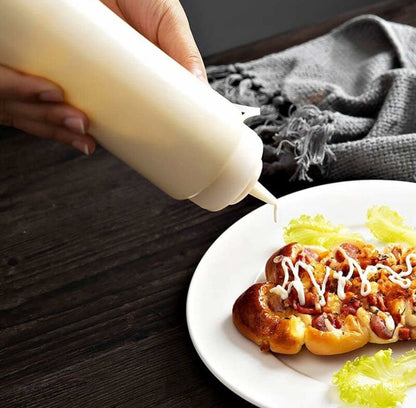 4 pieces - 200 ml - Dosing bottle - Squeeze bottle - Sauce bottle - Garnish bottle - Plastic - White - with spout cap - Leak-proof lids - With check marks - For garnish, sauce or batter - Image 5