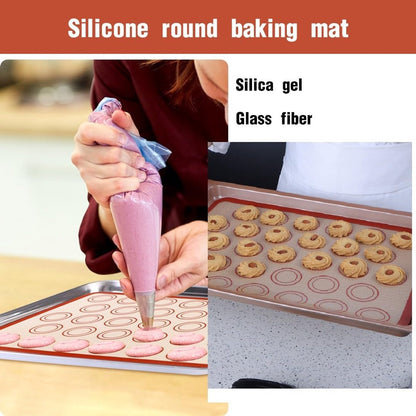 2 pieces Silicone macaron baking mat - 42 x 29.5 cm - Non-stick mat - Non-slip - Washable - Reusable - For making gingerbread / cake / bread - Non-stick silicone macaron baking tray - Red - Image 2