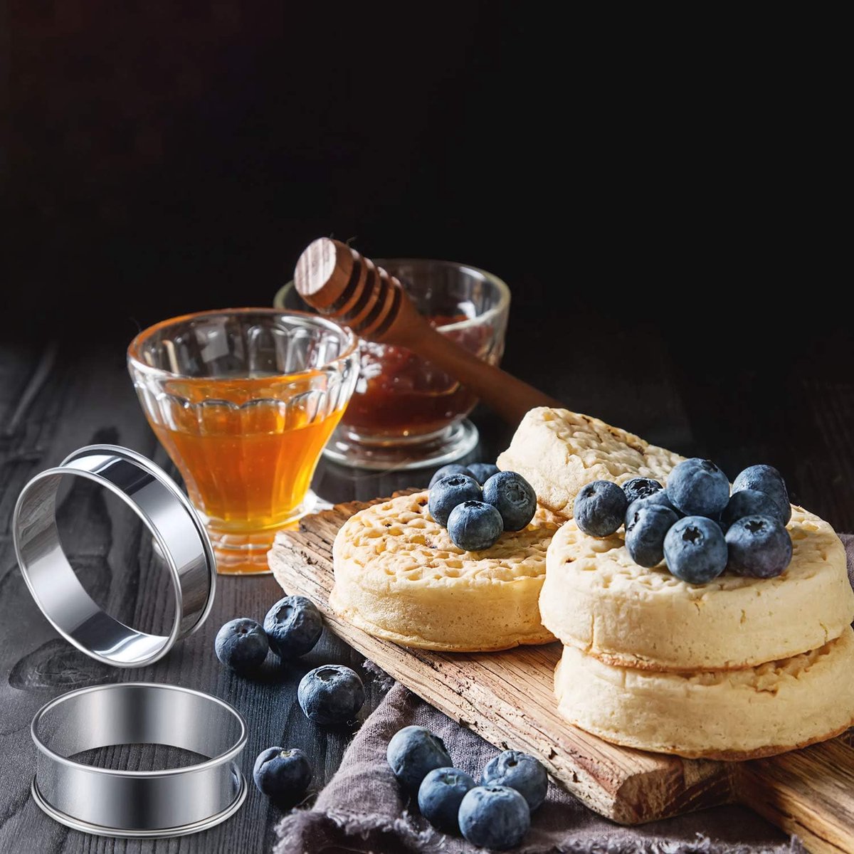 Muffin Rings - 6 Pieces - Cake Rings - Stainless Steel - Round - Non-Stick - Double Curled Edge - Scone Rings - Mousse Ring Cake Mold - Cake Rings - Baking Molds - Suitable for Cakes, Pastries, Cookies and Sandwiches - 8.5*2.5cm - Silver - Image 3