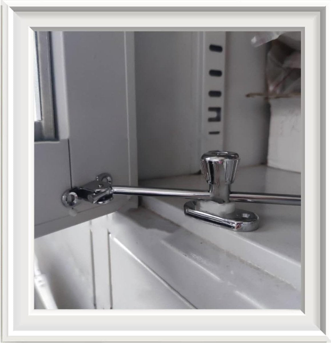 Door stopper - Door retainer - Wind hook - Door hold open - Adjustable - zinc alloy & steel - cabinet door - Tilt position reducer - Door retainer - Door hold open - Maximum angle 135° - screw fixed - Image 3