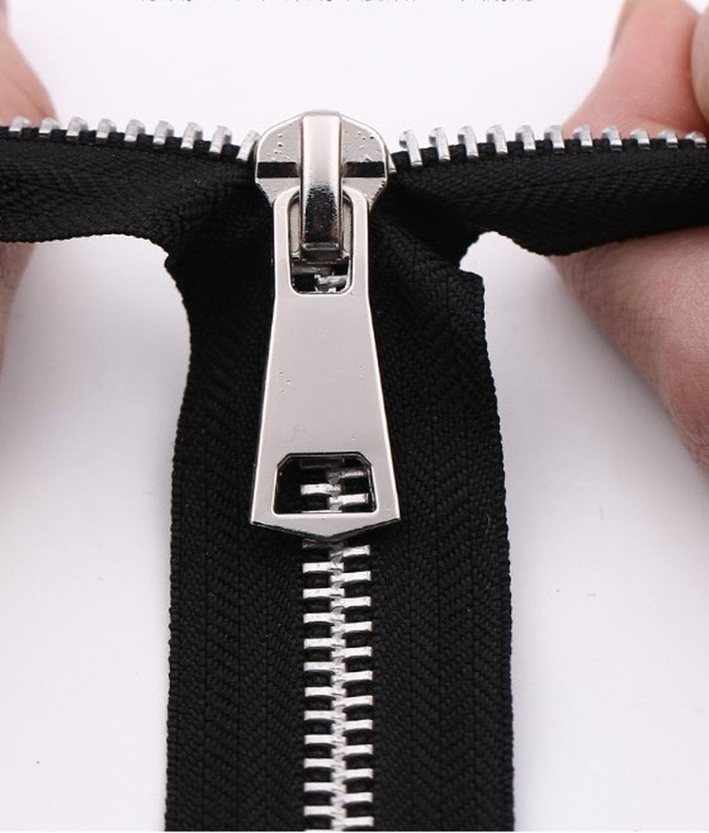 Zipper - Pack of 2 - Two-way zipper - Double slider - Divisible - Silver teeth - Black, silver - No. 5 70 cm - For jackets and coats - Image 3