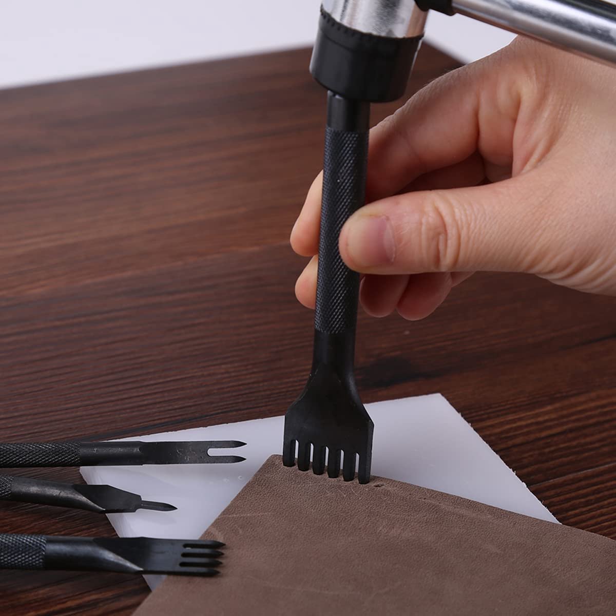 4 Pieces - Leather Punch - 4mm - 1/2/4/6 Claw - Black - Steel - Length 10cm - Hole Punch - Hole Punch - Leather Needles - Leather Punching Tool - Non-Slip Handle - For Belt and DIY Crafts - Image 3