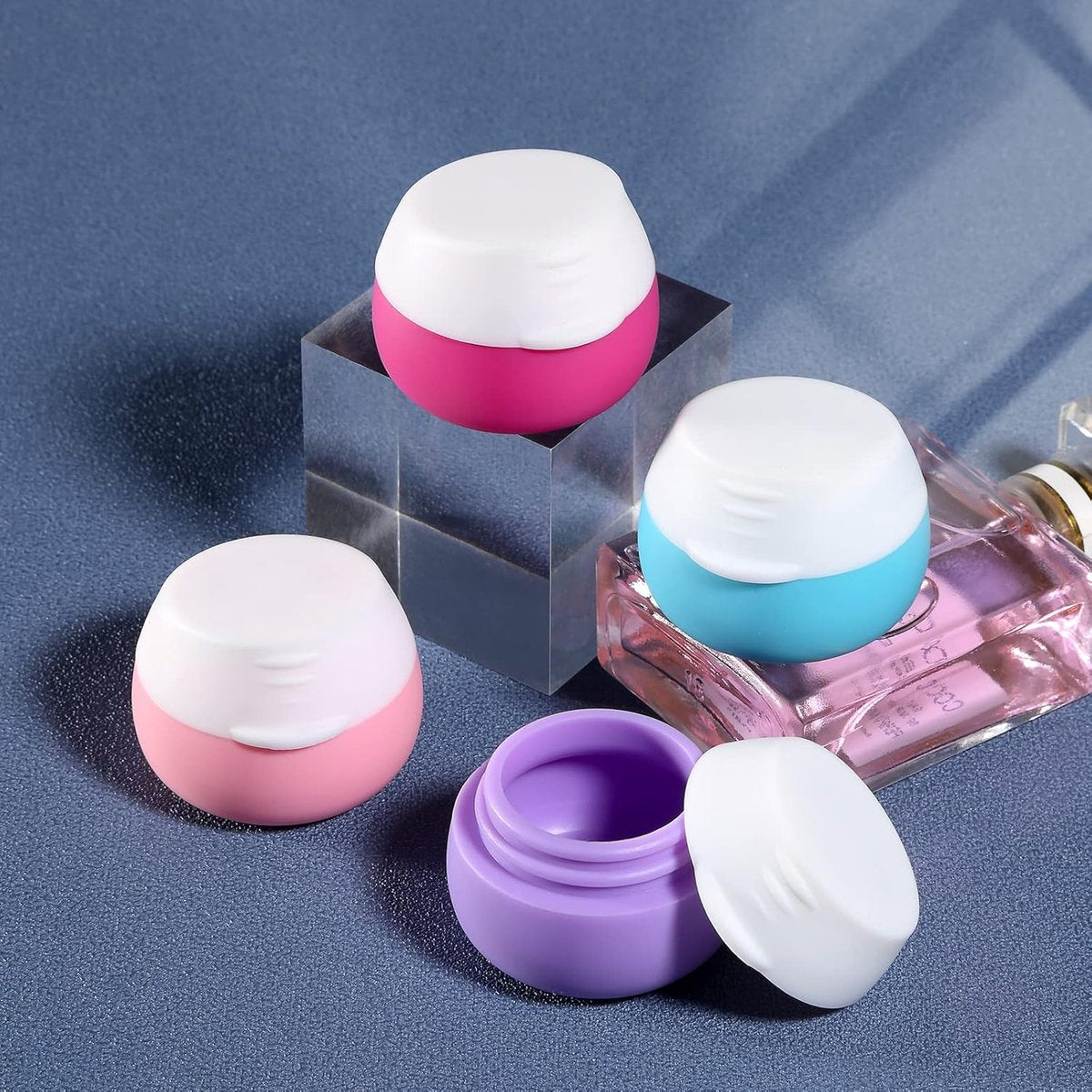 Travel Cosmetic Jars with Lids - Travel Cosmetic Containers - Pack of 4 - 20ml - Leakproof - Empty Makeup - with Sealed Lids - for Travel, Home & Outdoor - Silicone - Image 2