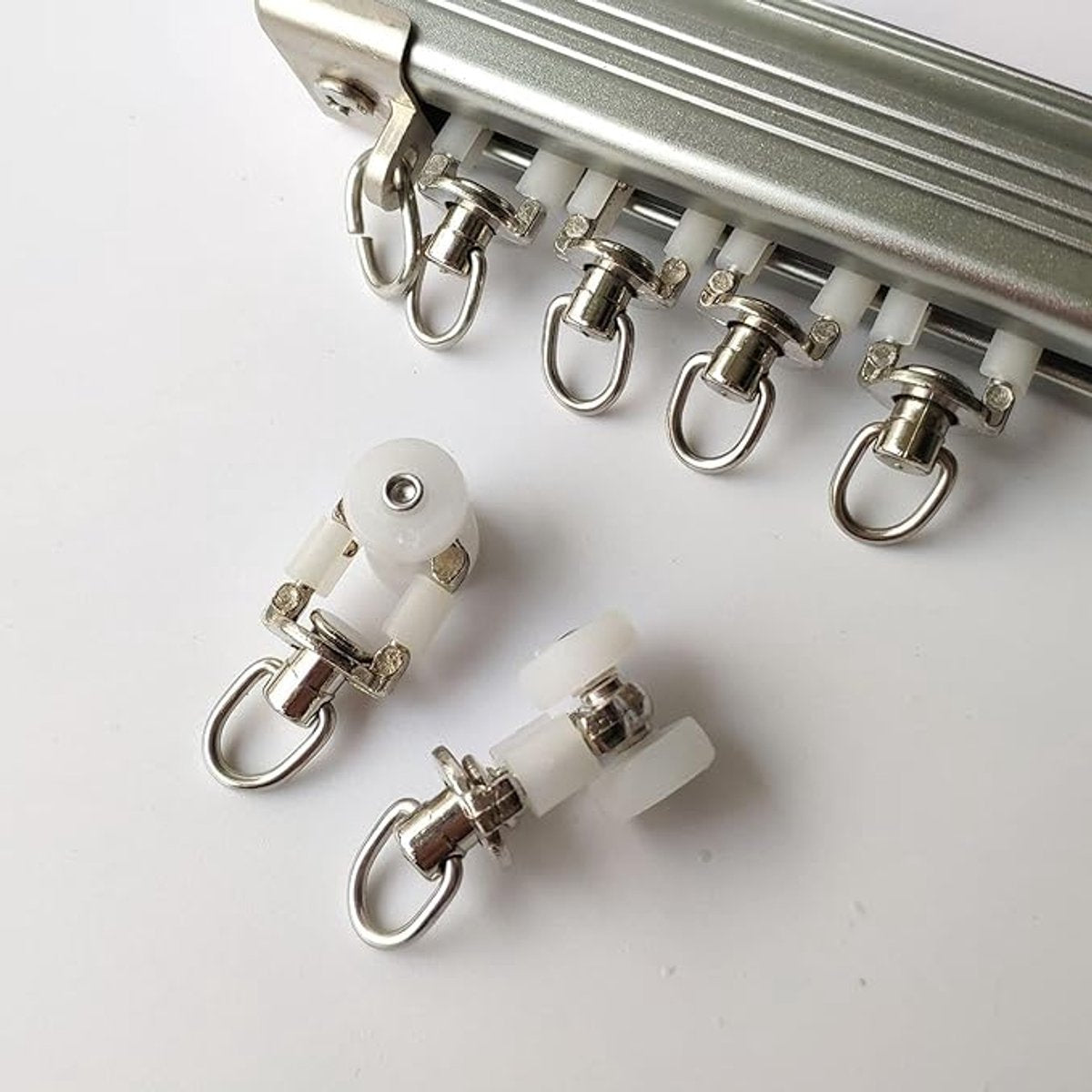 20 Pieces - Curtain Runners - Curtain Runners - Curtain Rollers - Curtain Rail Rollers - Gliders - Curtains - Curtain Gliders - White - Alloy - 3.45*1.5cm - Image 5