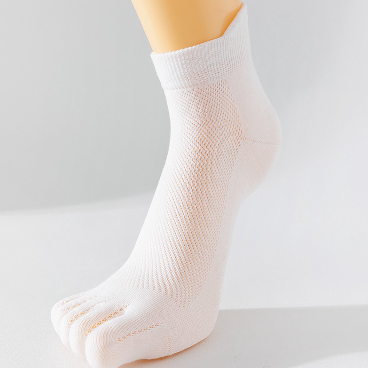 Pairs - Toe Socks - Yoga Socks - Runner Toe Socks - Black, White - Socks - Men's Socks - Size 41-44 - Solid Color - Image 2