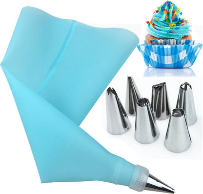 Silicone Piping Bags and Nozzles Set - With 6 Nozzles - Reusable Pastry Icing Bags - For Cupcakes, Cookies, Cream Cake Decorating - Blue - Image 5