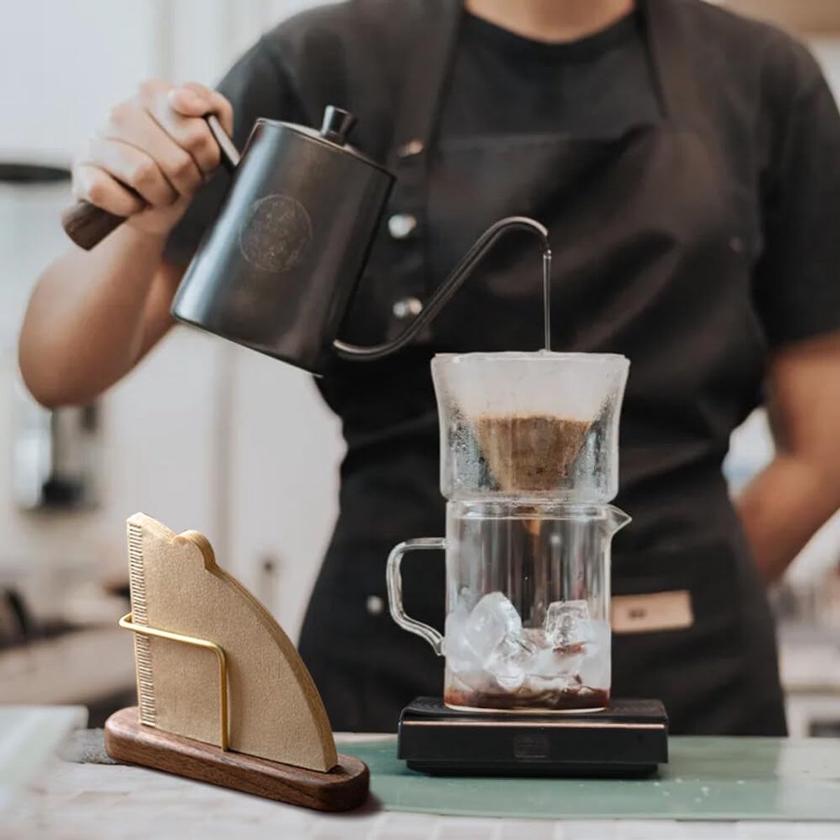 Coffee filter holder - Universal - Filter bag holder - Paper filter holder coffee filter holder - Filter coffee - Coffee accessories - Simple & Durable - 7 x 14 x 3.5 cm - Wood - Image 6