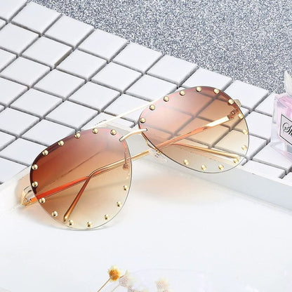 Women's Sunglasses Classic Pilot Sunglasses Metal Frame Fashion Style Uv400 Protection, Gold Frame/Gray - Image 3