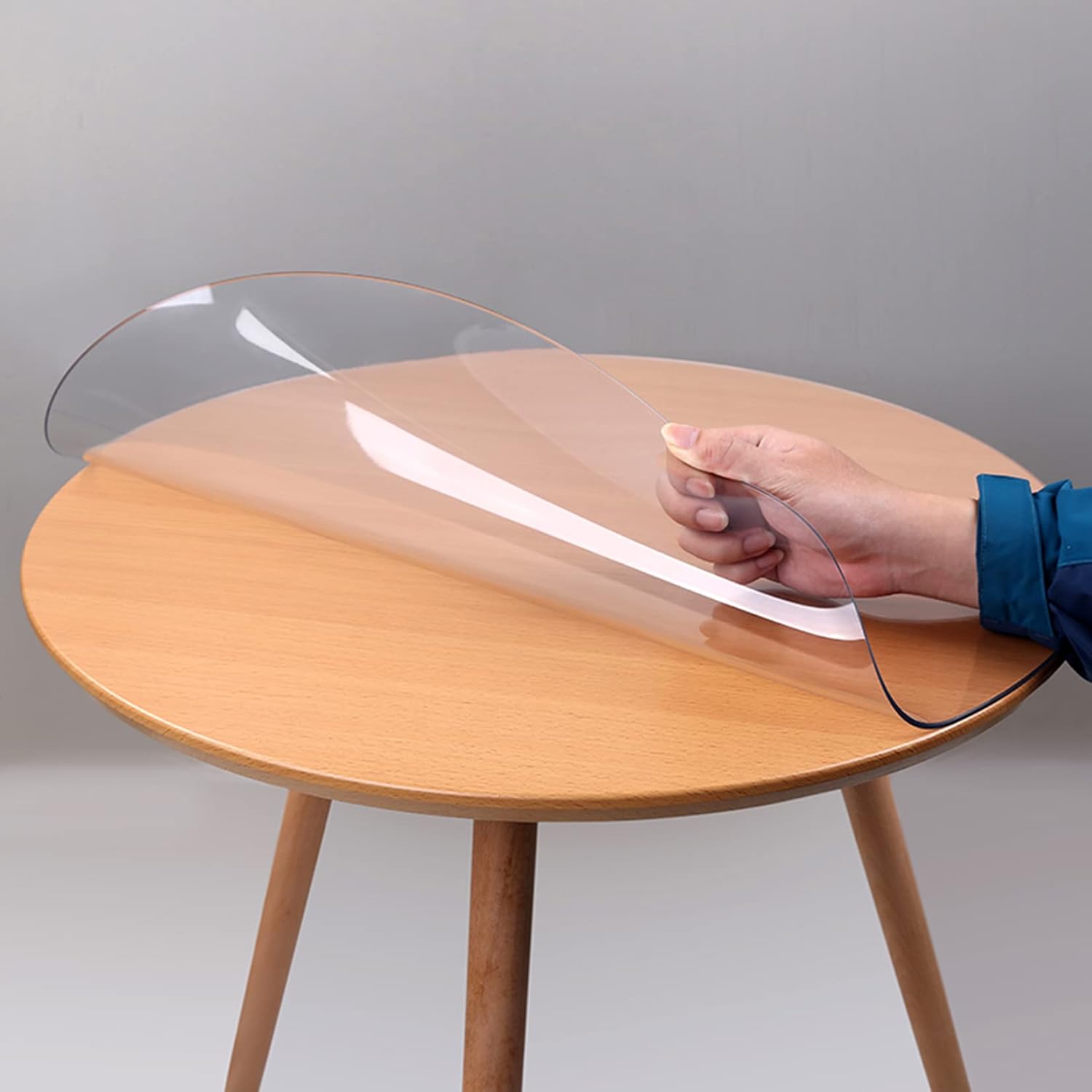 Indoor Outdoor Heavy Duty Premium Clear Transparent Round Fitted PVC Tablecloth, Round Waterproof Table Cover,Wipeable,Clear Plastic Tablecloth Protector (1.5mm,Dia.20in/50cm)