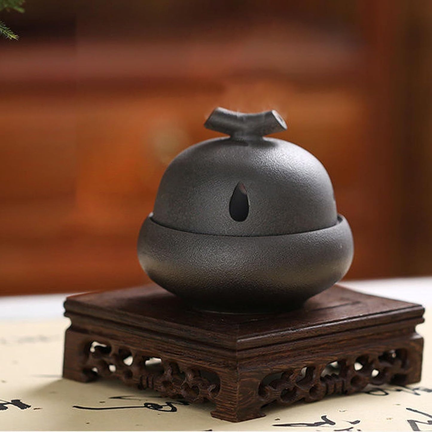 Matte Glaze Garlic Keeper for Counter Countertop Storage Ceramic Jars Garlic Holder Give it to a Friend Who Owns a Restaurant Garlic Container, Black, djdrtjtydkjtyk45154854 - Image 2