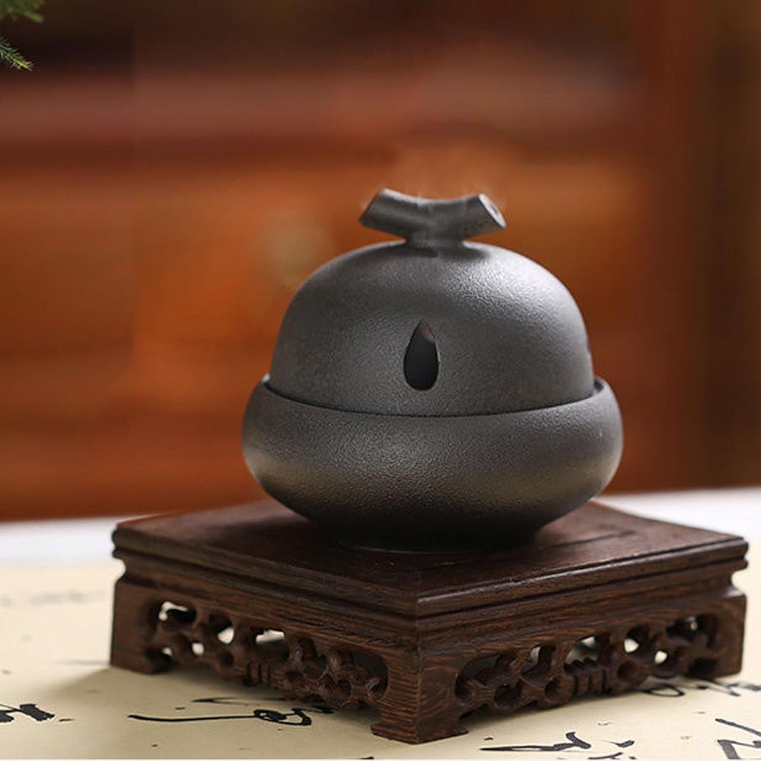 Matte Glaze Garlic Keeper for Counter Countertop Storage Ceramic Jars Garlic Holder Give it to a Friend Who Owns a Restaurant Garlic Container, Black, djdrtjtydkjtyk45154854 - Image 2