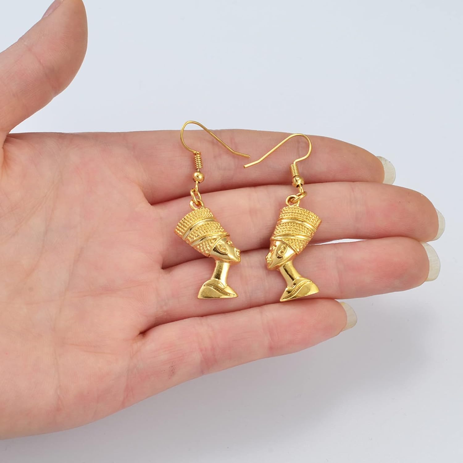 Egyptian Queen Ear Hoop Earrings - Ethnic Women Nefertiti Larger Earrings Vintage Pattern Unique Country Flag Hip Hop Piercing Drop for Ladies, Gold - Image 4