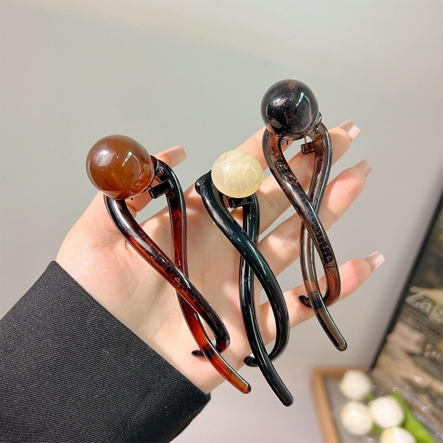 Simple retro beaded hair clip, new hair twist clip on the back of the head, fashionable and versatile headwear slotted clip - Image 4