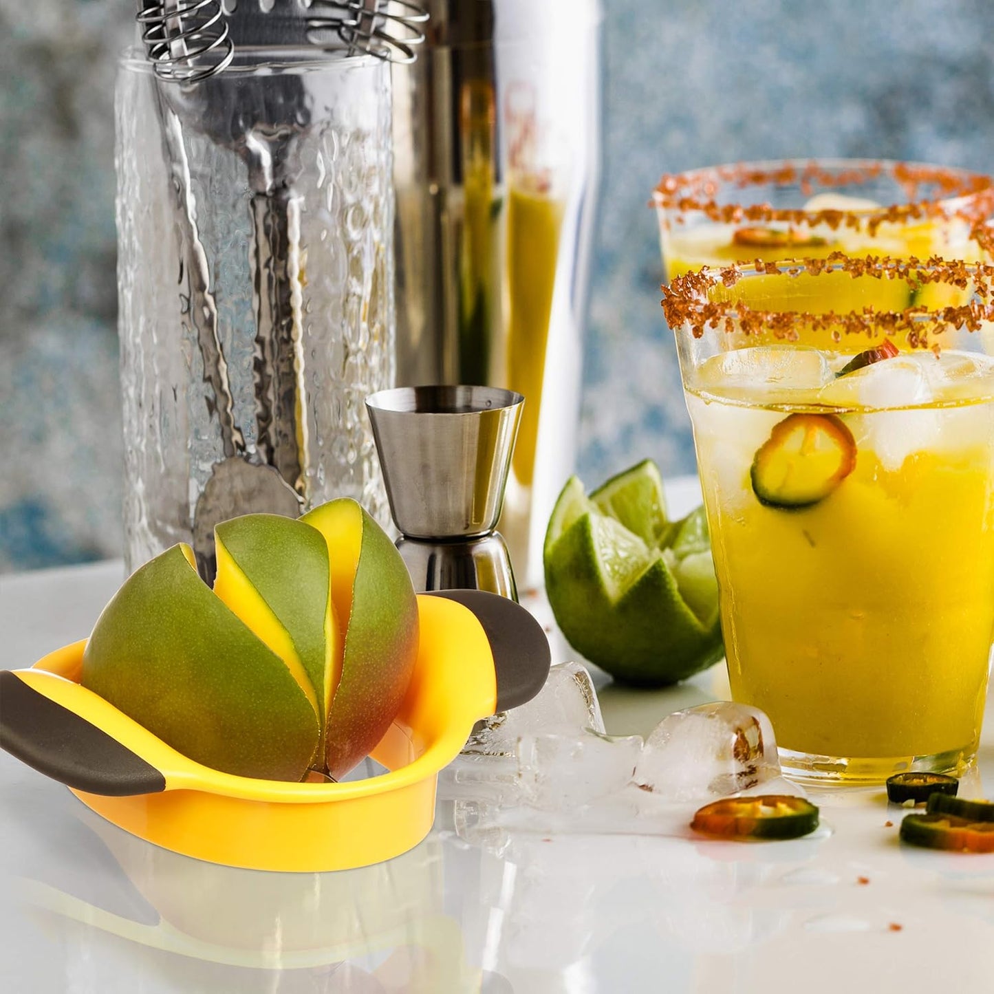 Mango Slicer with Stainless Steel Blade, Non-Slip Handle, Split and Core Mangoes, Black and Yellow - Image 5