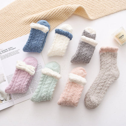 Slippers and socks - lounge socks - 7 pairs - Women's lounge socks - Soft and comfortable women's lounge socks - Comfortable, warm, thick and soft - Image 4