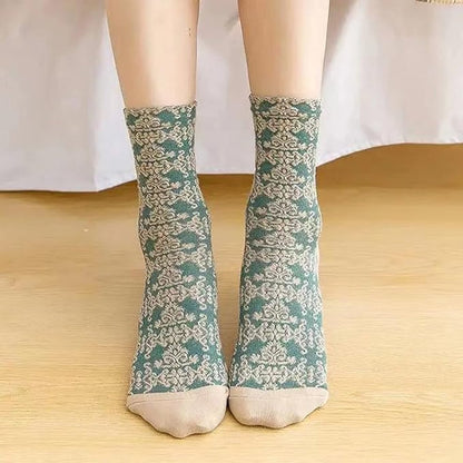 5 pairs of cotton socks for women - retro floral pattern - warm socks - lounge socks - autumn and winter socks - socks with 3D relief design - Image 3