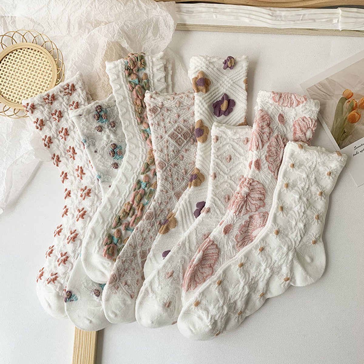 8 pairs of socks - retro women's socks - versatile mid-calf - 3D relief art fresh - women's stockings - Image 2
