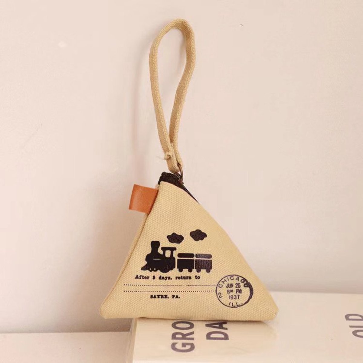 Creative Vintage Wallet - Cute - Mini Canvas Bag - Wallet - Storage - Keychain - Pack of 2 - Image 3