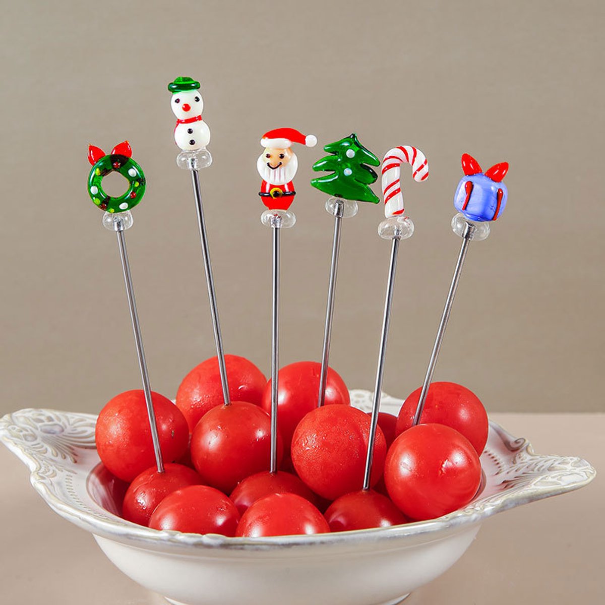 Creative Christmas Fruit Forks, Stainless Steel - Hand-Glazed Cartoon Fruit Picks with Double Prongs - Santa Claus - Christmas Tree - Fruit Fork Set (Set of 6) - Image 5