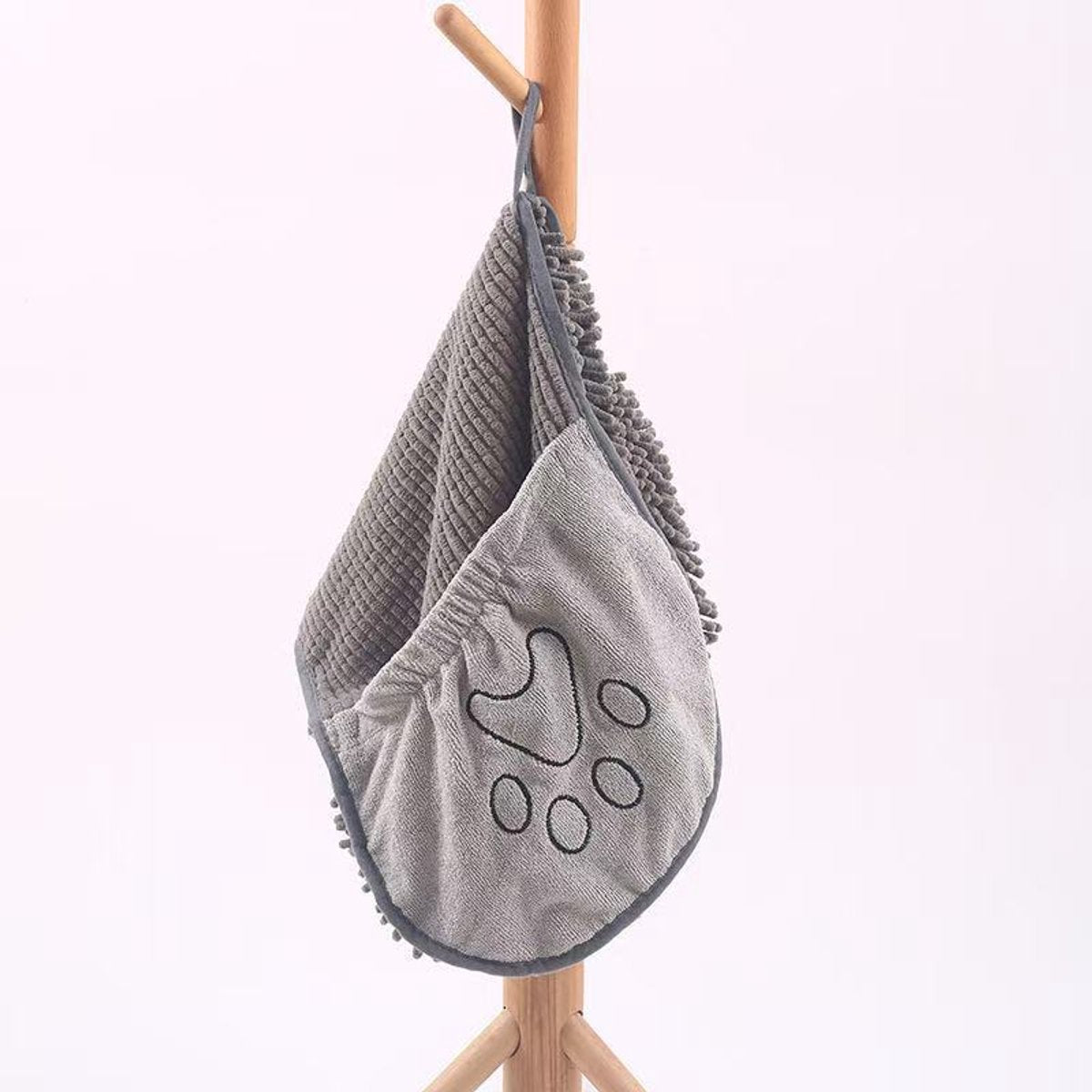 Dog Towel - Quick-drying dog towel - Super absorbent dog towel - Bath towel for dogs - Comfortable paw pockets - Suitable for indoor and outdoor use - Durable material - Machine washable (Gray, 62 x 25 cm) - Image 2