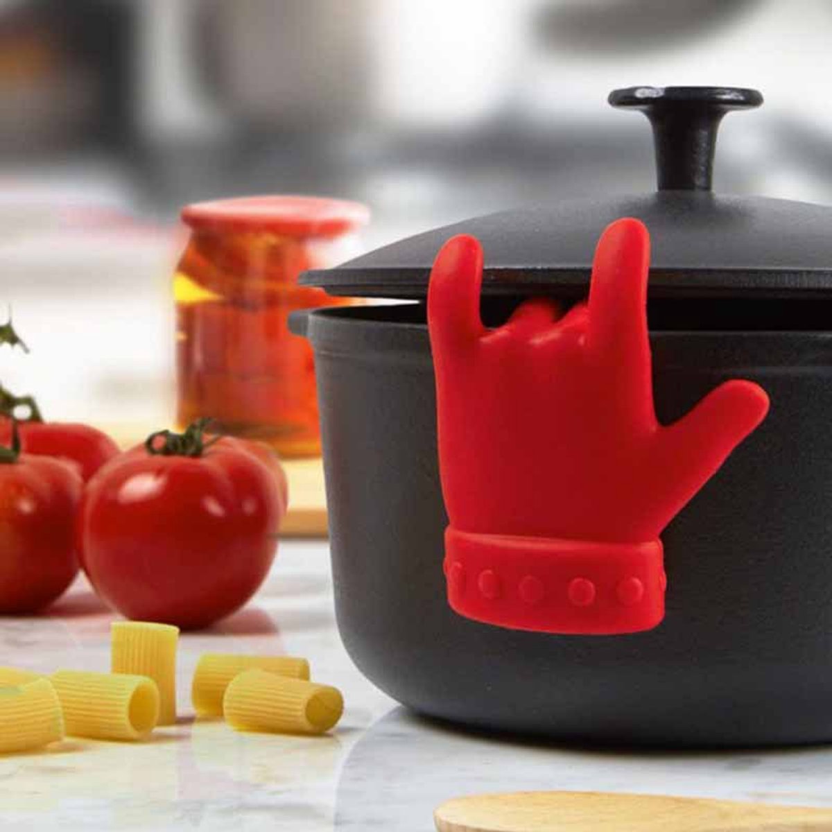 Silicone Pan Lid Support - Prevents Boiling Over & Allows Steam to Escape - Kitchen Aid - Image 4