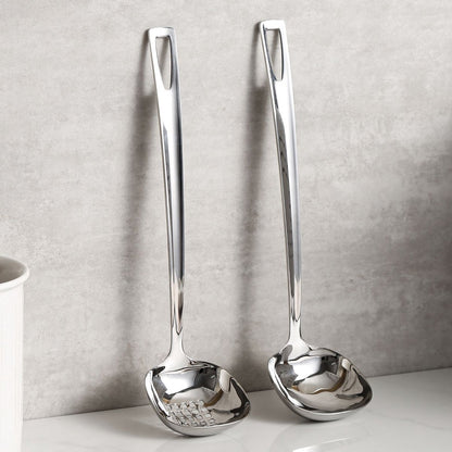 Soup Spoon Set - 2-Piece - Stainless Steel Soup Spoon - Strainer - Hanging Spoon - For Serving Soup - For Serving Porridge - Heat Resistant - Non-Slip - High Temperature Resistant - Image 2