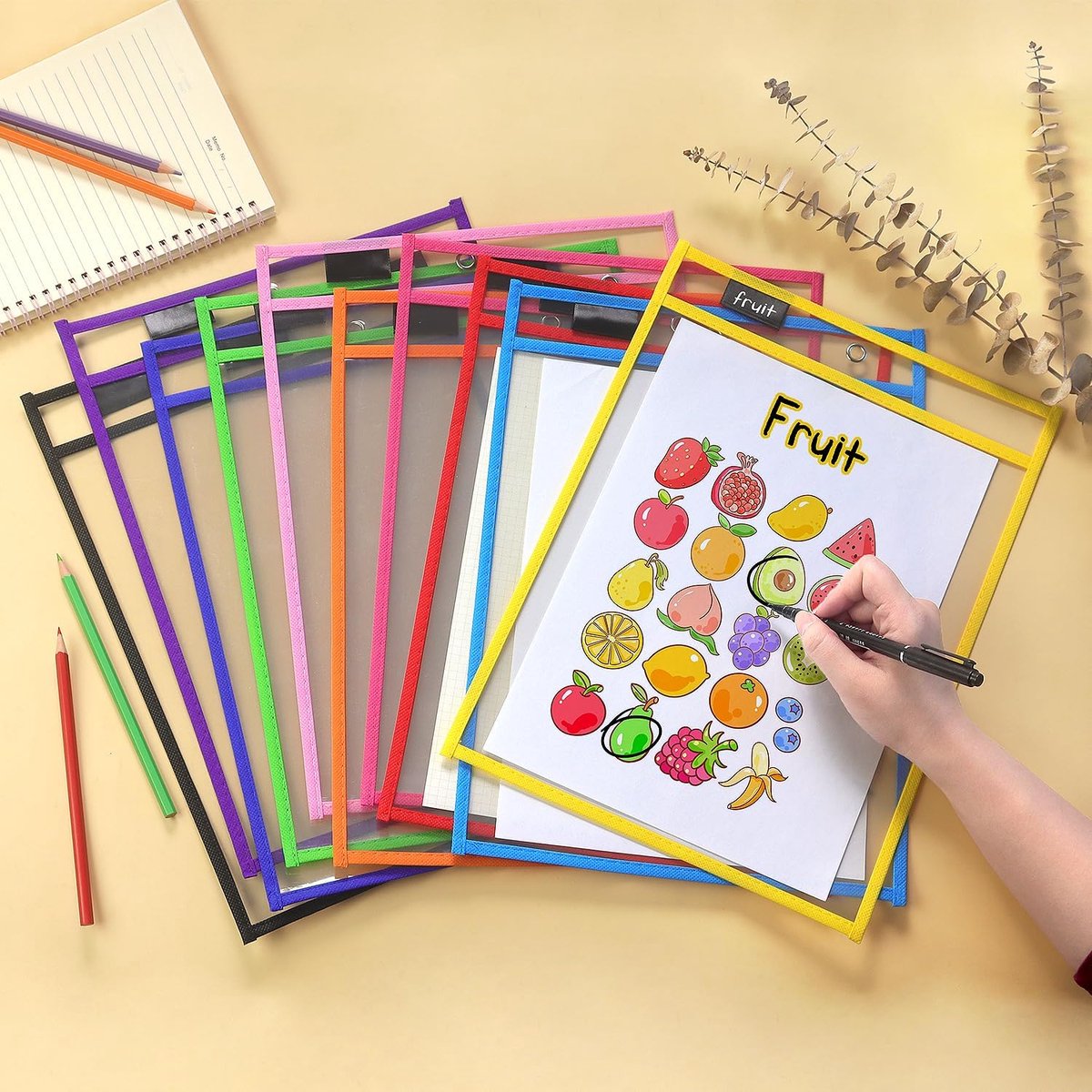 Erasable and Writable Folders - Pack of 30 | Includes 30 water-based whiteboard markers and 3 iron rings - Transparent plastic folders/protective covers - Drawing and tracing bags - Erasable and writable - Random colors - Image 7